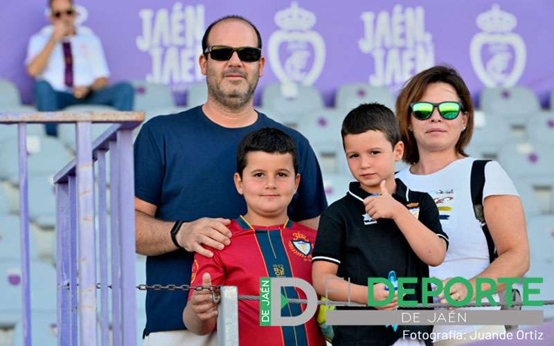 La afición en La Victoria (Real Jaén – Recre Granada)