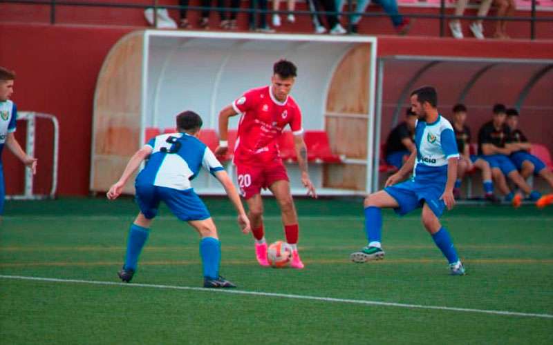 El CD Torreperogil incorpora al linarense Yerai Rojas