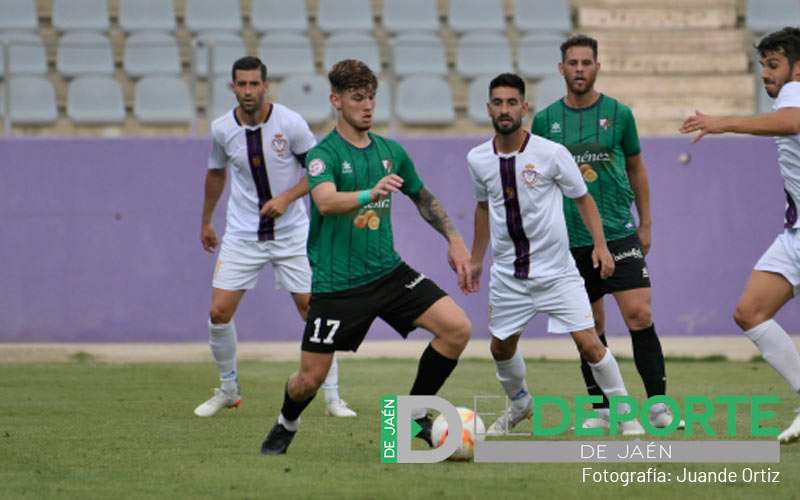 Adrián García ‘Peli’, nuevo jugador del CD Torreperogil