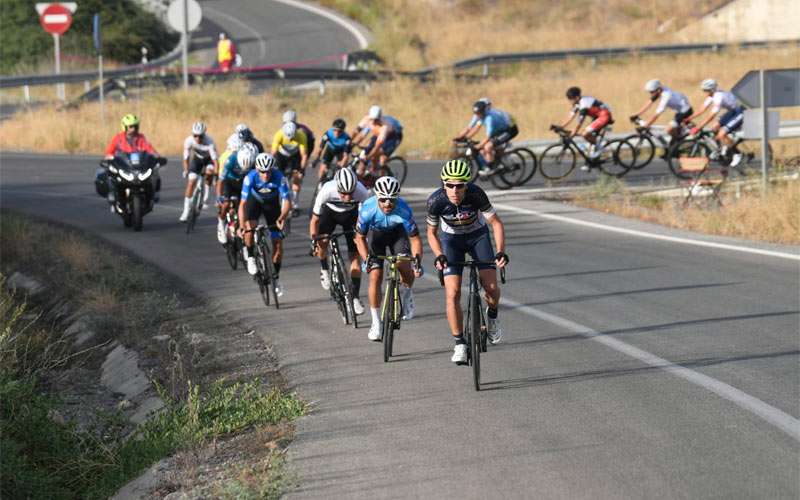 Alcalá la Real corona a los nuevos campeones nacionales de ciclismo Máster