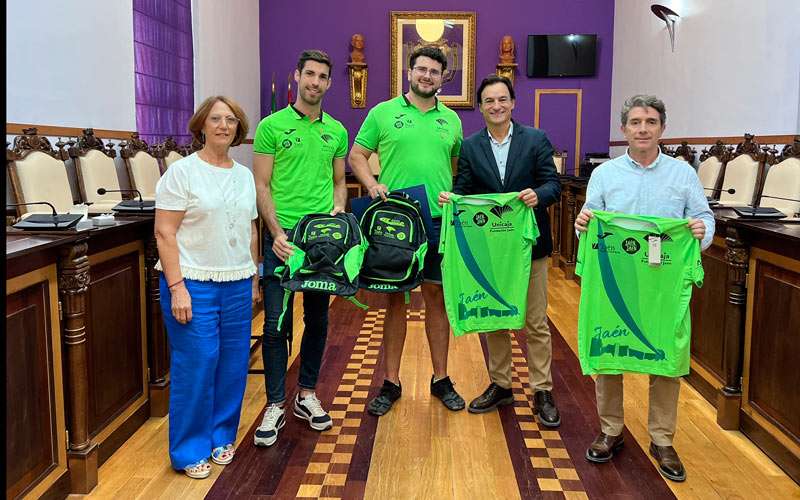 Carlos Rojas y Alberto González, recibidos en el Ayuntamiento por su triunfos en el Campeonato de España