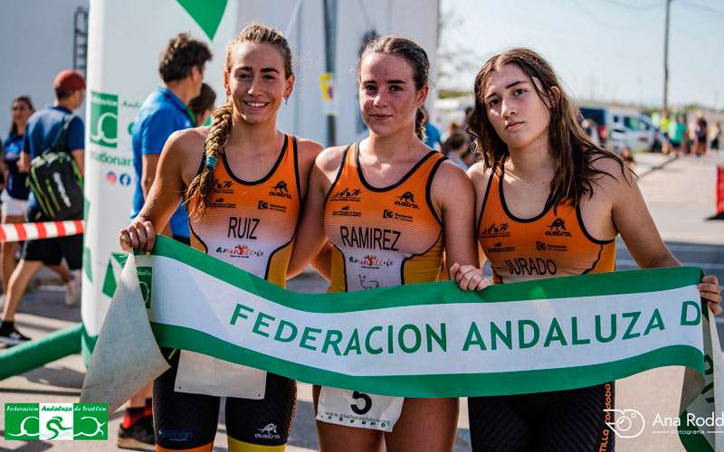 triatlon menores pozo alcon