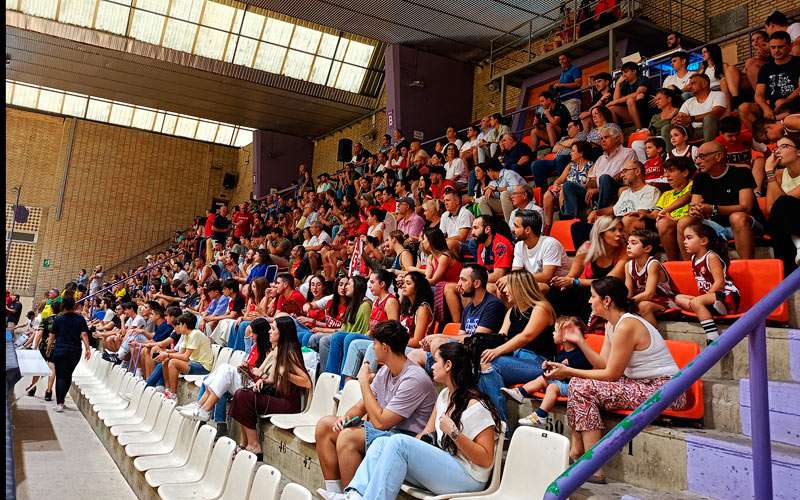 Jaén CB supera el número de abonados de la campaña anterior