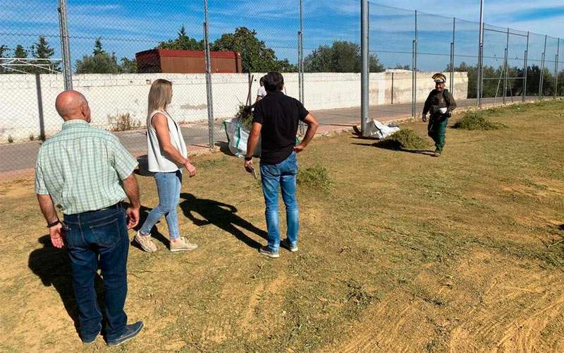 El Ayuntamiento de Jaén ejecuta mejoras urgentes en el campo de fútbol del Cerro de Las Canteras