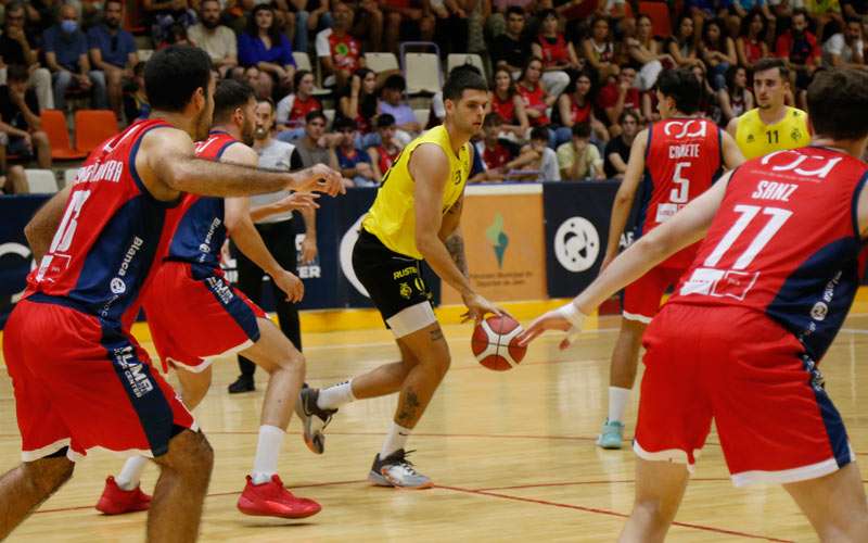 Jaén FS Basket se adjudica el derbi frente a Jaén CB