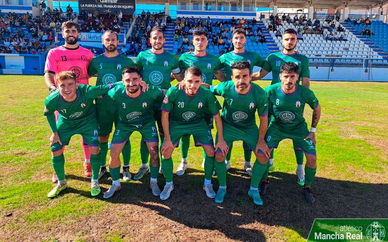 Raúl García lidera el triunfo del Atlético Mancha Real ante el Motril