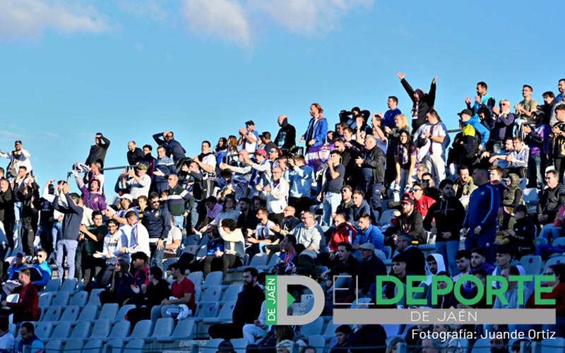 La afición en La Victoria (Real Jaén – CD Eldense)