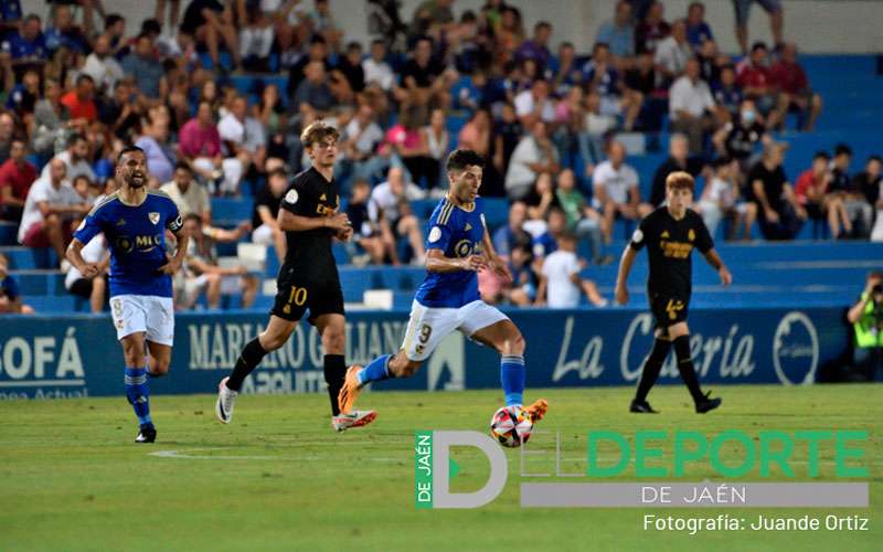 El Linares Deportivo anuncia la salida de Pepe Mena