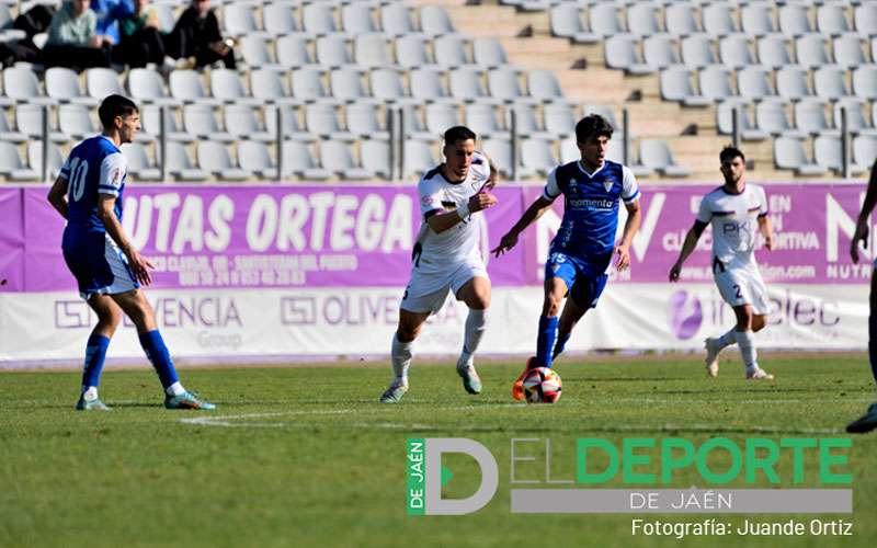 El Real Jaén anuncia las salidas de Adri Ruiz, David León y Diego García