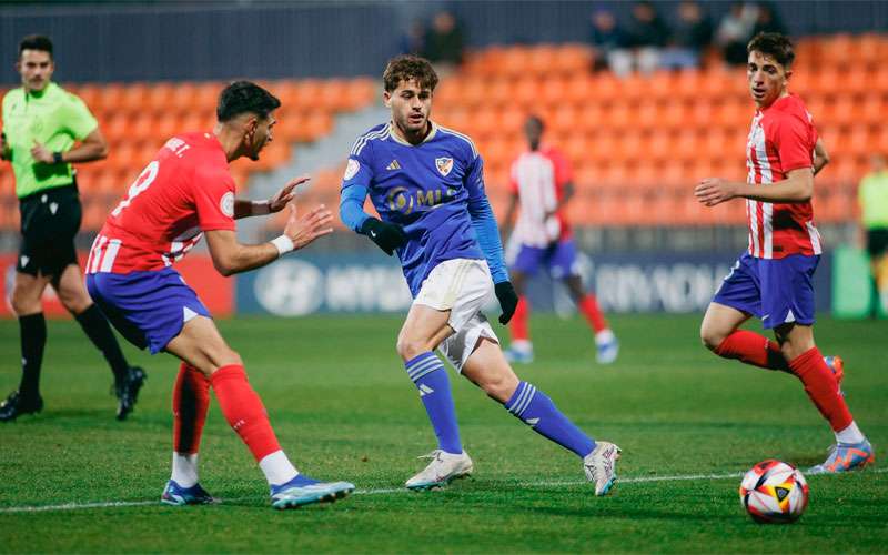 El Linares agudiza su crisis encajando una goleada ante el Atlético de Madrid B