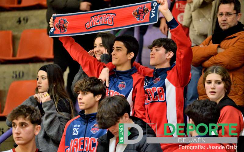 La afición en La Salobreja (Jaén FS Basket – Jaén CB)