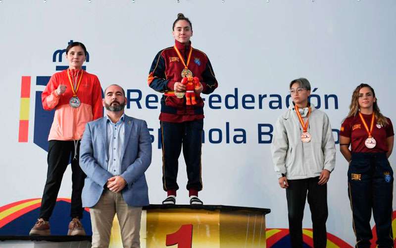 Carmen González se cuelga el oro en el Boxam Internacional Élite