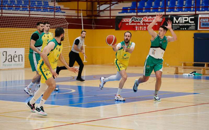 Jaén FS Basket y Jaén CB, en lo más alto de la tabla