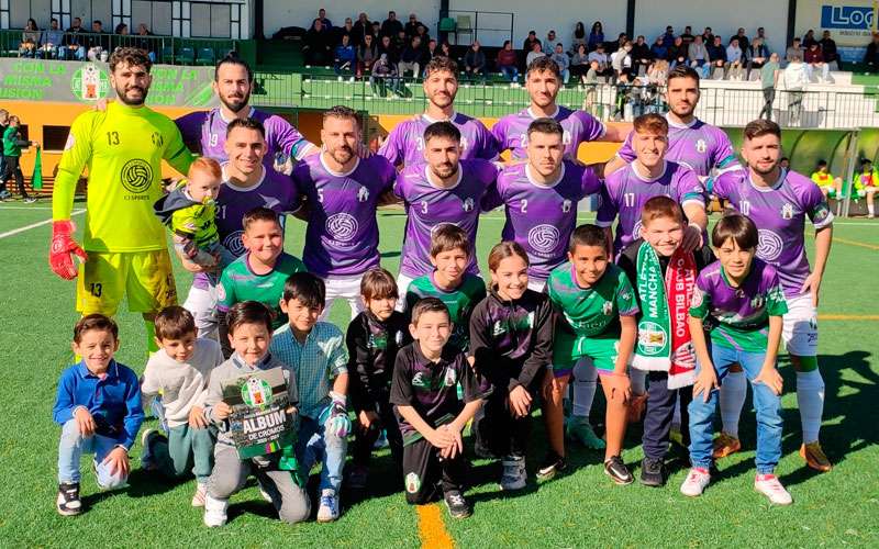 Reparto de puntos entre Atlético Mancha Real y Polideportivo El Ejido