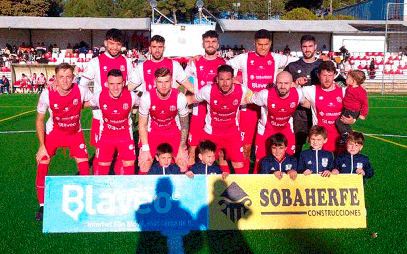 CD Torreperogil y CF Motril se reparten los puntos