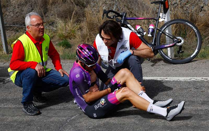 Una fractura en el peroné deja a Díaz Gallego fuera de la Volta a Catalunya