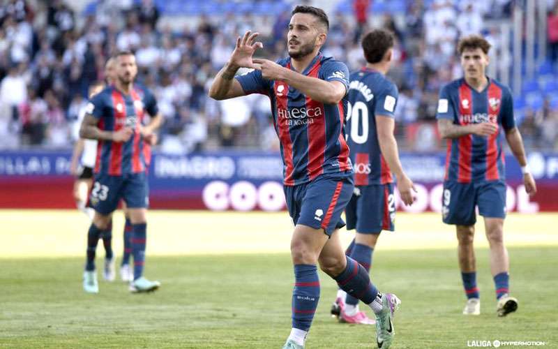 Nuevo gol de Elady para impulsar al Huesca