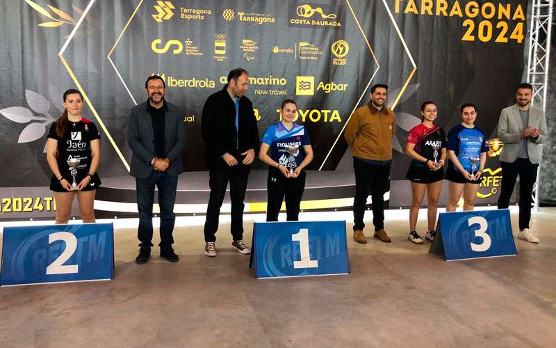 Lucía Vidal, de Hujase Jaén, subcampeona sub-21 en el Torneo Estatal de tenis de mesa