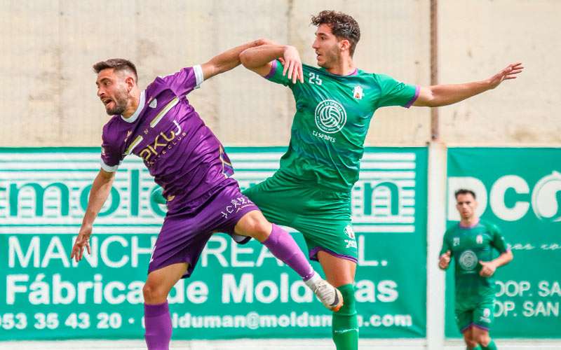 Pinchazo del Real Jaén en el derbi ante el Atlético Mancha Real