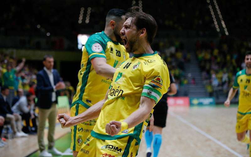 Remontada de Jaén FS para despedir la liga regular en el Olivo Arena