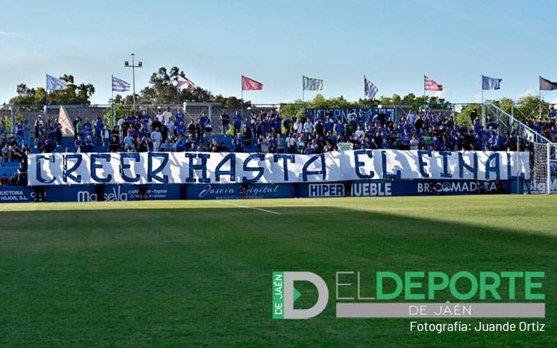 La afición en Linarejos (Linares Deportivo – Atleti ‘B’)