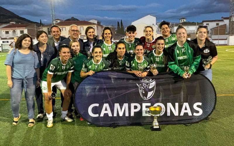 El Úbeda Viva femenino, campeón de la Copa Delegado