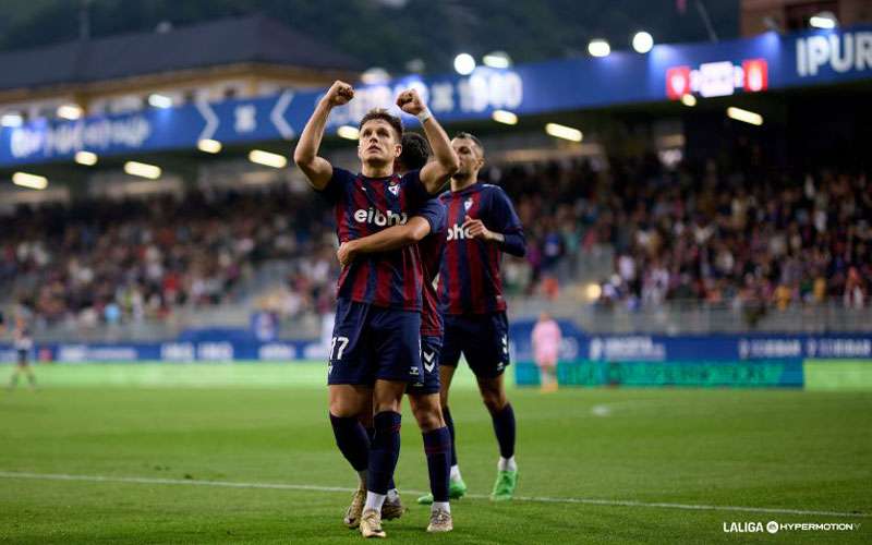 El Eibar de Corpas y el Espanyol de Aguado ya piensan en el playoff de ascenso