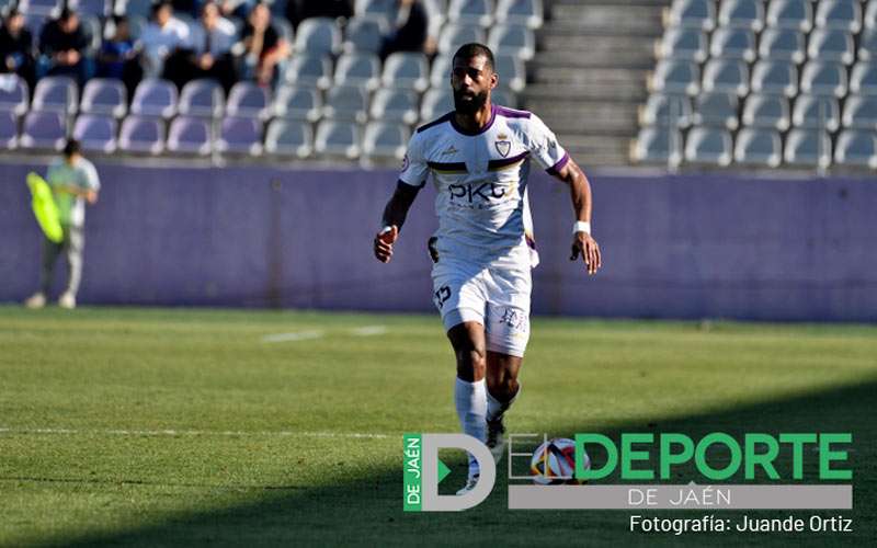 Espín y De Castro seguirán liderando la defensa del Real Jaén
