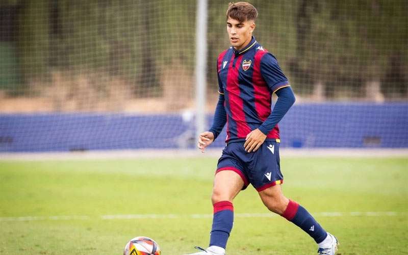 Álex Alonso, nuevo jugador del Linares Deportivo