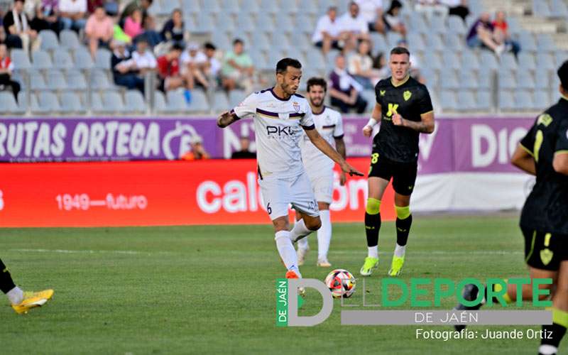 Álvaro Muñiz se une a la lista de renovaciones del Real Jaén