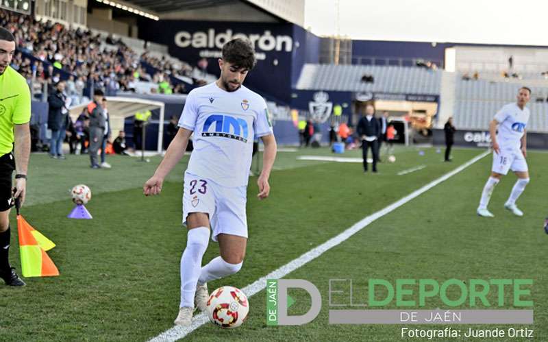 Burgos sufre una rotura en el menisco de su rodilla derecha