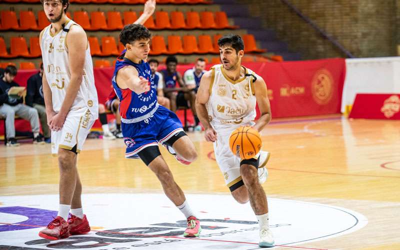 El Jaén CB no pudo sumar ante La Zubia
