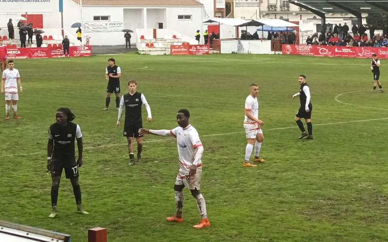 El Martos se reencuentra con la victoria en su campo