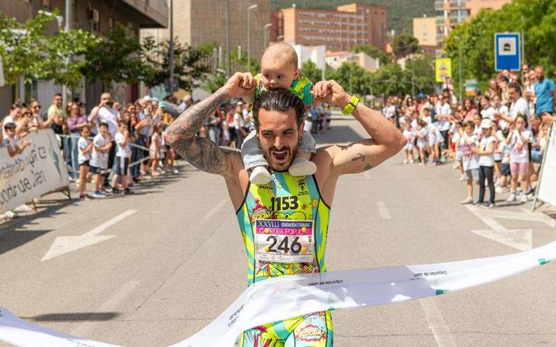 La Carrera ‘Educación por el Deporte’ congregó a más de un millar de participantes