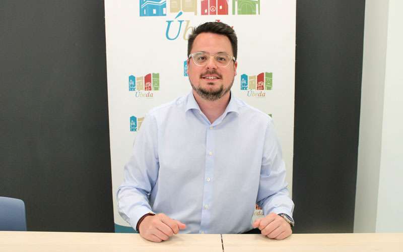 Apertura en Úbeda de bolsas de trabajo para monitores para campamentos urbanos y socorristas