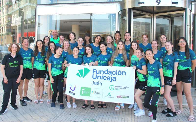 Los dos equipos del Unicaja Atletismo pasan a la final de la Liga División de Honor 2025