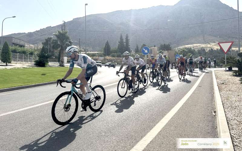La IV Vuelta al Parque Natural de Sierra Mágina cerró el Circuito Provincial de Carretera