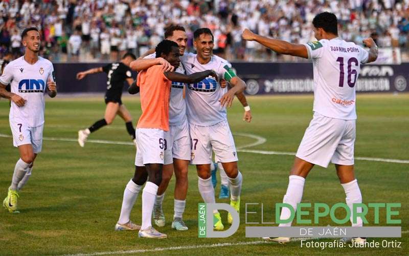 El Real Jaén alcanza la gloria con el anhelado ascenso de categoría