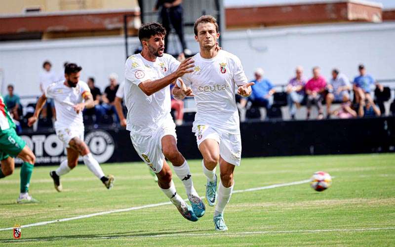 El Real Jaén refuerza su ataque con el fichaje de Pablo García