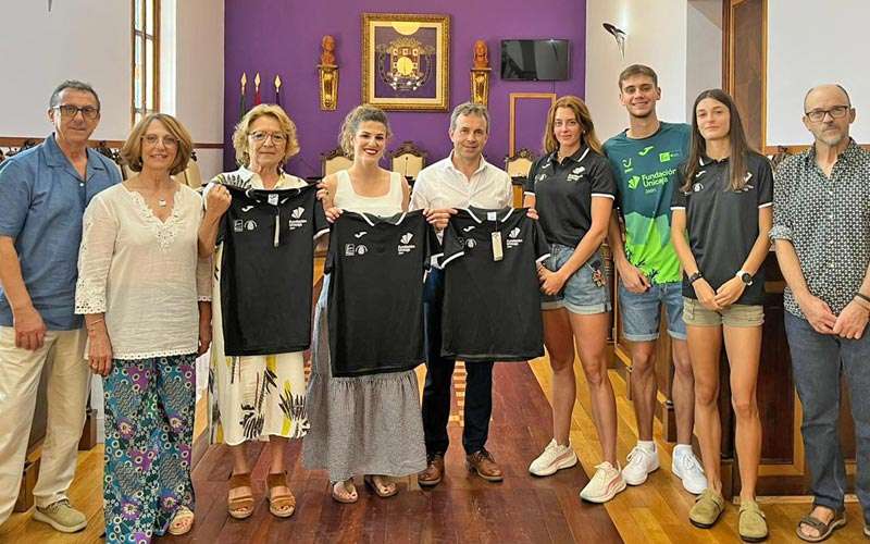 Recepción oficial en el Ayuntamiento de Jaén para los equipos de Unicaja Atletismo