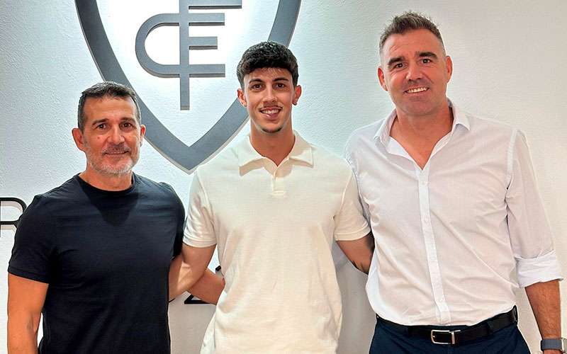 Sergio Rivera es oficialmente jugador del Real Jaén