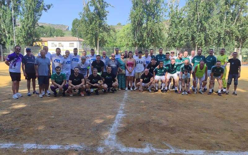 Fútbol y convivencia en el XI Trofeo de Veteranos Francisco Muñoz ‘El Quico’