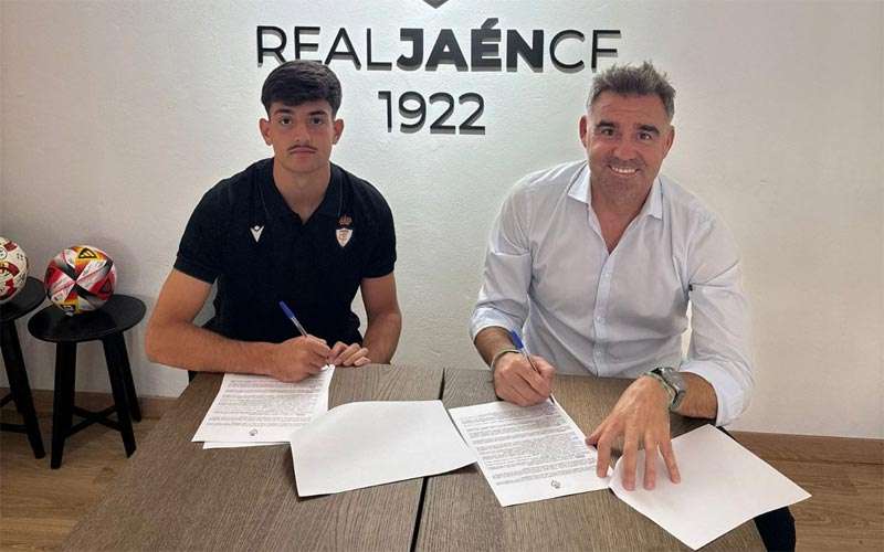 David Serrano convencen en pretemporada y jugará en las filas del Real Jaén