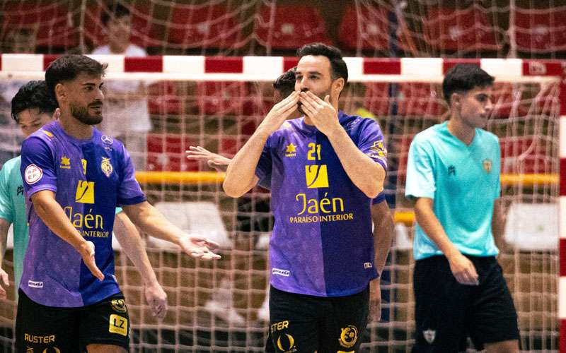 El Jaén FS supera al Córdoba en Linares