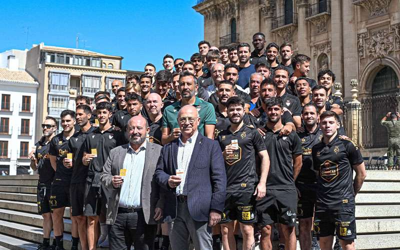 Acto de hermandad entre Real Jaén y Jaén FS