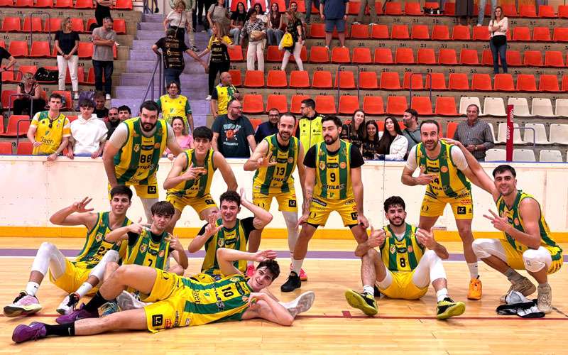 El Jaén FS de baloncesto sumó su tercera victoria en La Salobreja