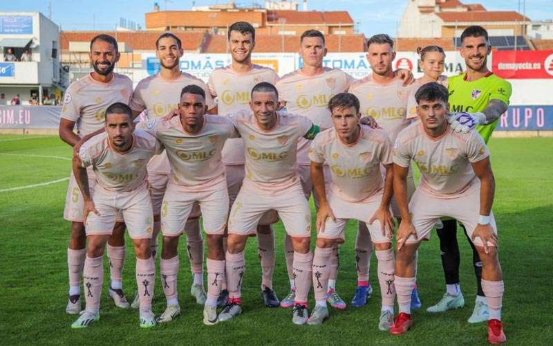 El Linares Deportivo prolonga su mal momento con su tercera derrota consecutiva