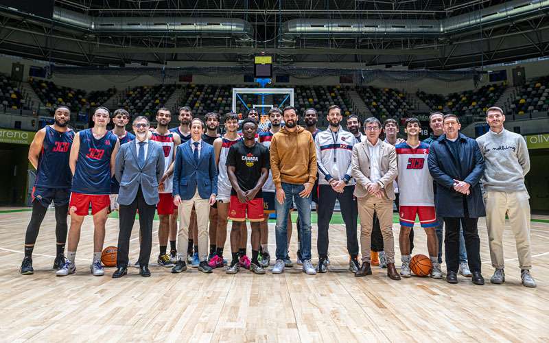 Acuerdo de patrocinio entre la Fundación Tres por Jaén y Jaén CB