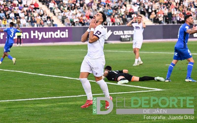 El Linares se lleva el derbi ante un Real Jaén que perdonó demasiado