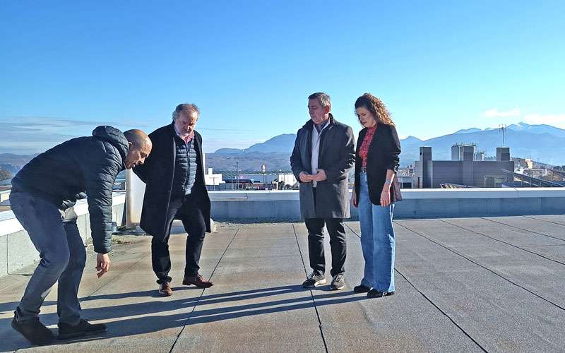 El Ayuntamiento de Jaén inicia el arreglo integral de la cubierta del pabellón del Bulevar